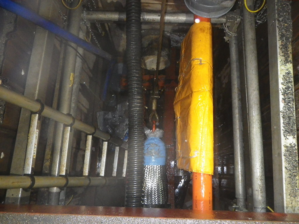 江東区東陽四丁目5番地先から同区南砂三丁目8番地先間外1か所配水小管布設替工事　Ｈ30.11.21～Ｈ31.11.15